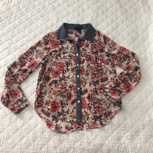 NWOT Floral Button Up Top